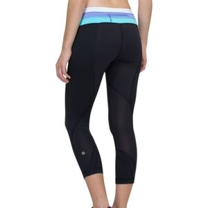 Lululemon Run Inspire Crop II Stretch Yoga Women Active Running Black Blue 2014